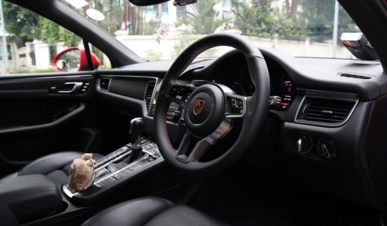 Porsche Macan 2.0A PDK full