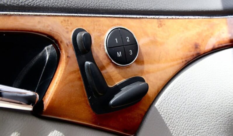 Mercedes-Benz E-Class E200 NGT (COE till 02/2029) full