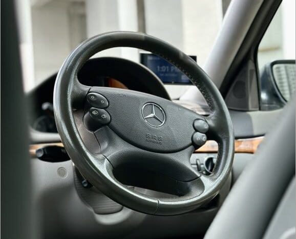 Mercedes-Benz E-Class E200 NGT (COE till 02/2029) full