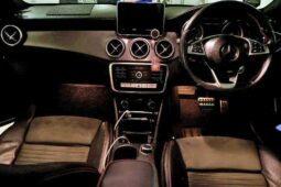 Mercedes-Benz CLA-Class CLA180 AMG Line full