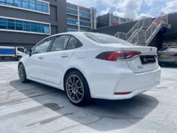 Toyota Corolla Altis 1.6A Standard full