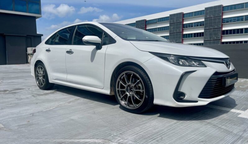 Toyota Corolla Altis 1.6A Standard full