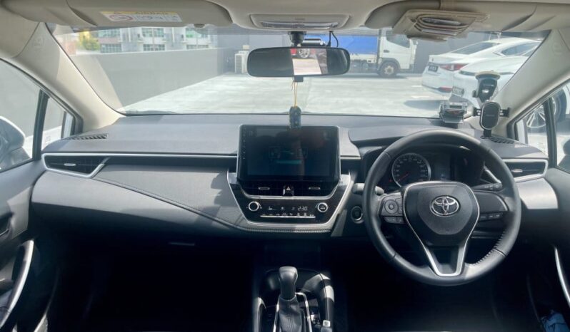 Toyota Corolla Altis 1.6A Standard full