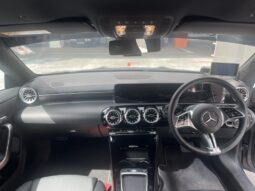 Mercedes-Benz CLA-Class CLA180 Mild Hybrid Progressive full