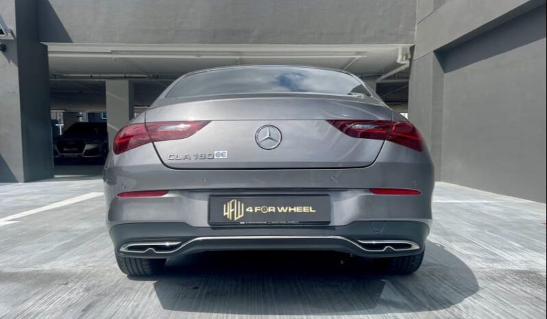 Mercedes-Benz CLA-Class CLA180 Mild Hybrid Progressive full