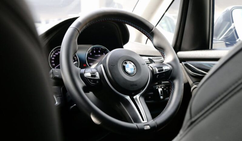 BMW 2 Series 216i Active Tourer full