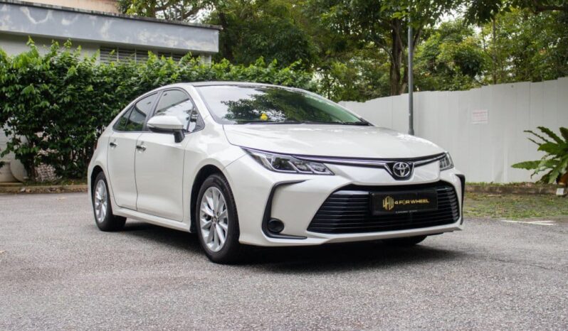 Toyota Corolla Altis 1.6A Standard full