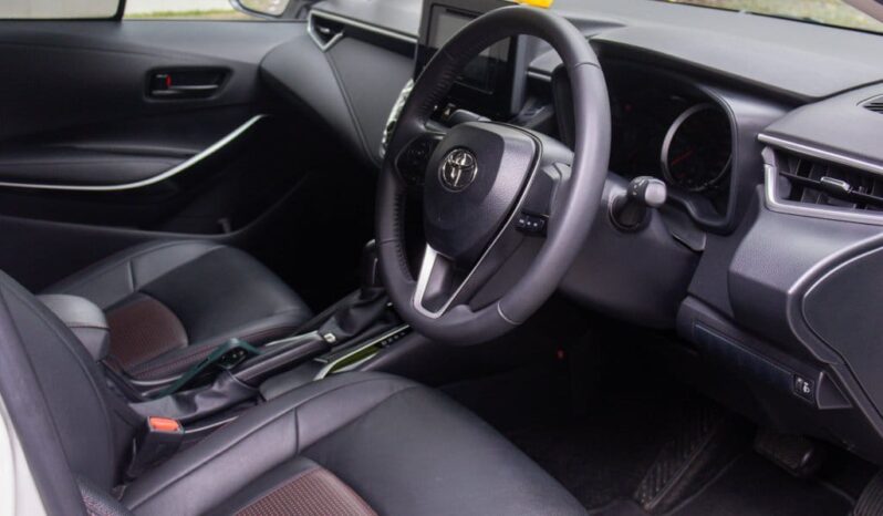 Toyota Corolla Altis 1.6A Standard full