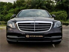 Mercedes-Benz S-Class S320L