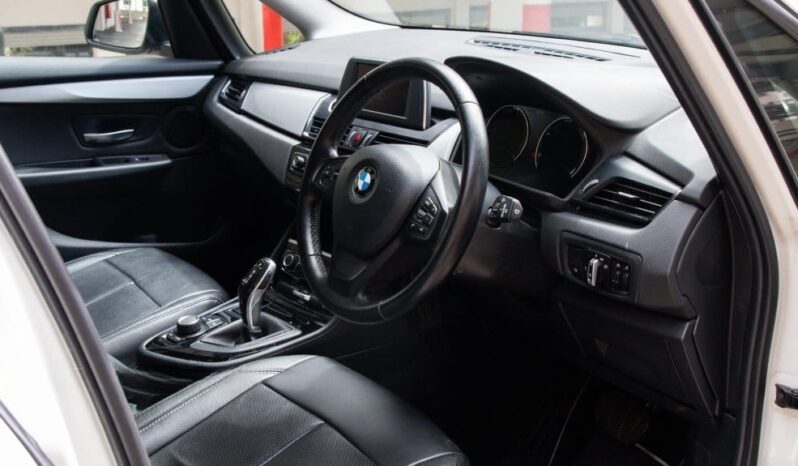 BMW 2 Series 216i Gran Tourer full