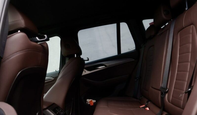 BMW X3 sDrive20i M-Sport full