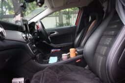 Mercedes-Benz GLA-Class GLA180 Urban Edition full