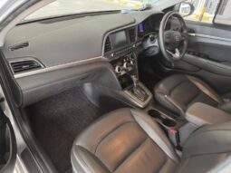 Hyundai Avante 1.6A GLS full