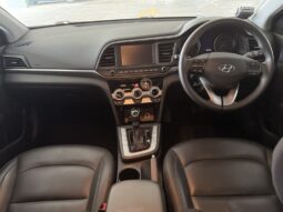 Hyundai Avante 1.6A GLS full