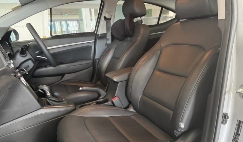 Hyundai Avante 1.6A GLS full