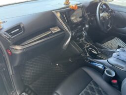 Toyota Vellfire 2.5A Z full