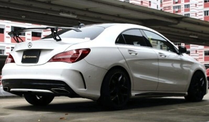 Mercedes-Benz CLA-Class CLA180 AMG Line full