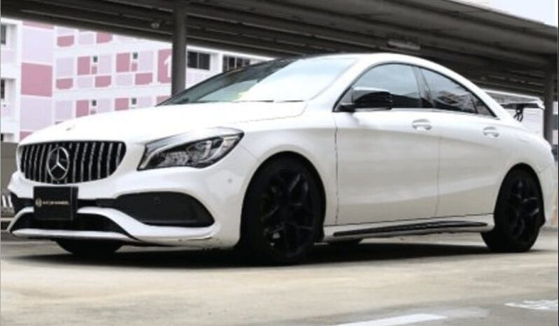 Mercedes-Benz CLA-Class CLA180 AMG Line full