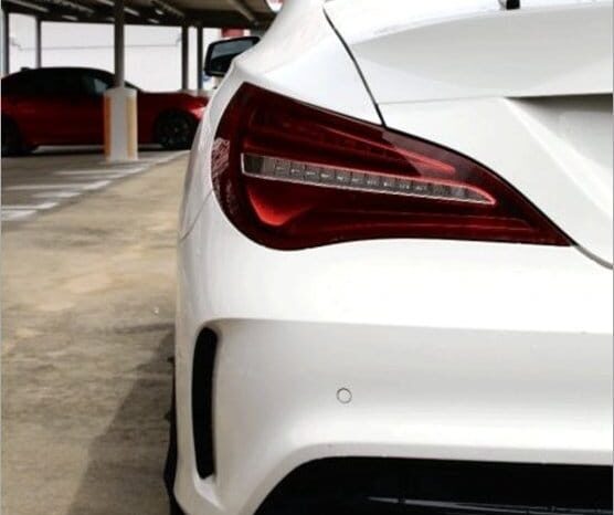 Mercedes-Benz CLA-Class CLA180 AMG Line full