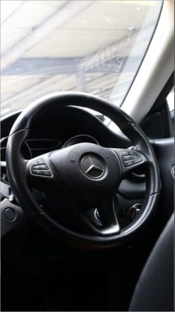 Mercedes-Benz CLA-Class CLA180 AMG Line full