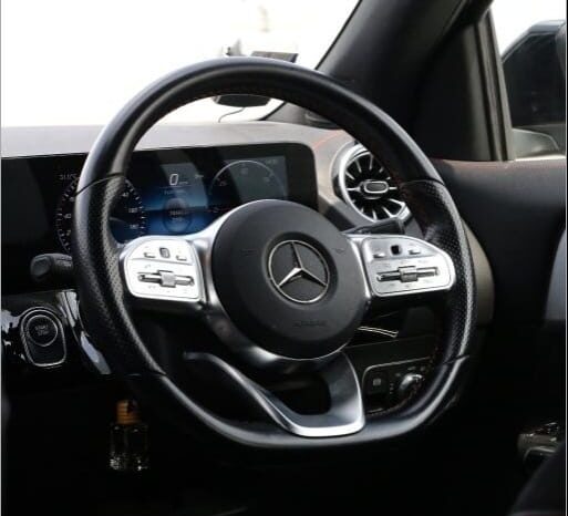 Mercedes-Benz EQA Electric EQA250 AMG Line full