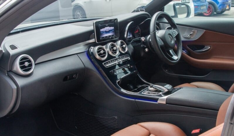 Mercedes-Benz C-Class C180 Coupe full