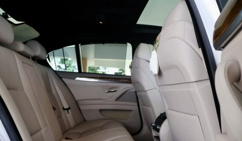 BMW 5 Series 535i Sunroof (COE till 08/2030) full