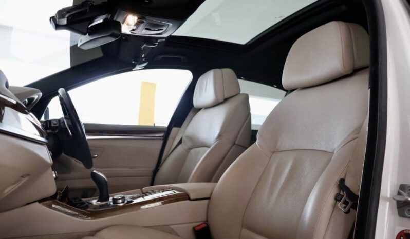 BMW 5 Series 535i Sunroof (COE till 08/2030) full