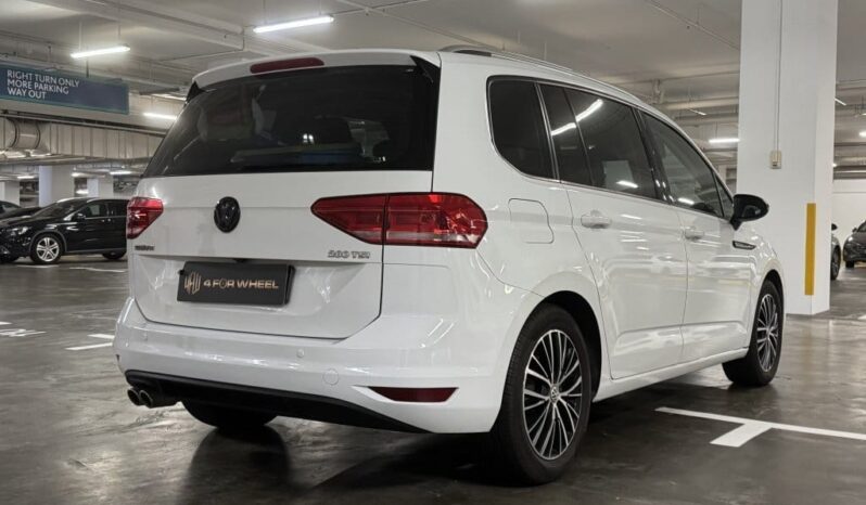 Volkswagen Touran 1.4A TSI Comfortline Sunroof full