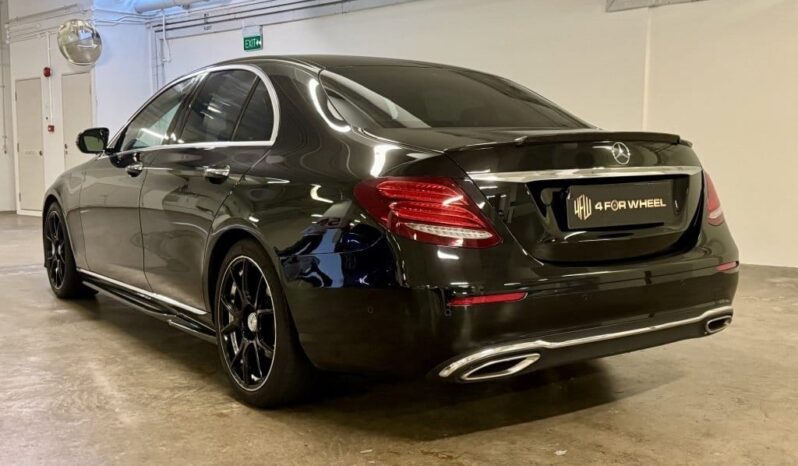 Mercedes-Benz E-Class E200 Avantgarde full