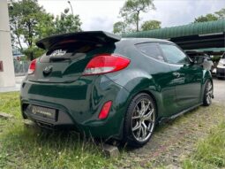 Hyundai Veloster 1.6A full