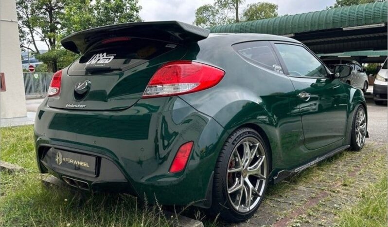 Hyundai Veloster 1.6A full