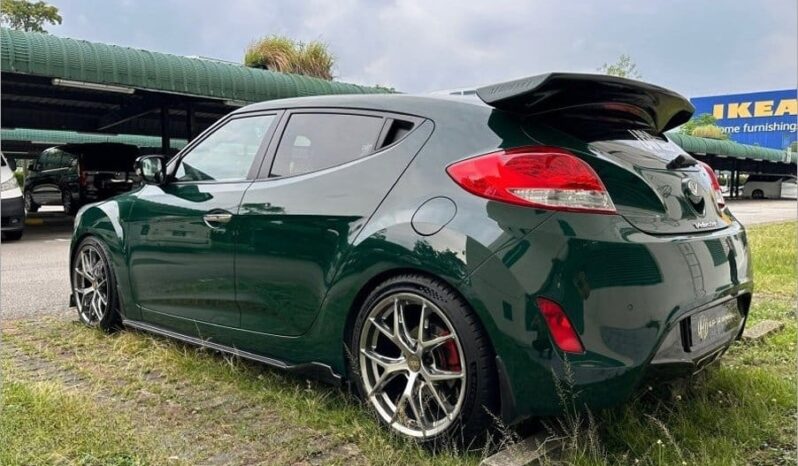 Hyundai Veloster 1.6A full