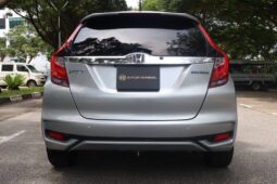Honda Fit Hybrid 1.5A full